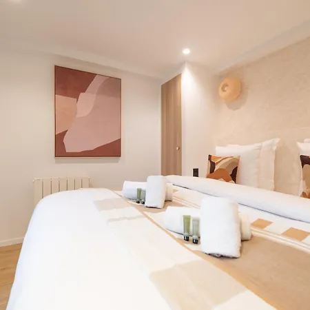 Cia - Duplex In Paris' Center *