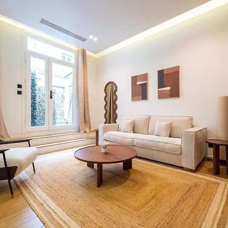 Apartament Cia - Duplex In Paris' Center Paryż